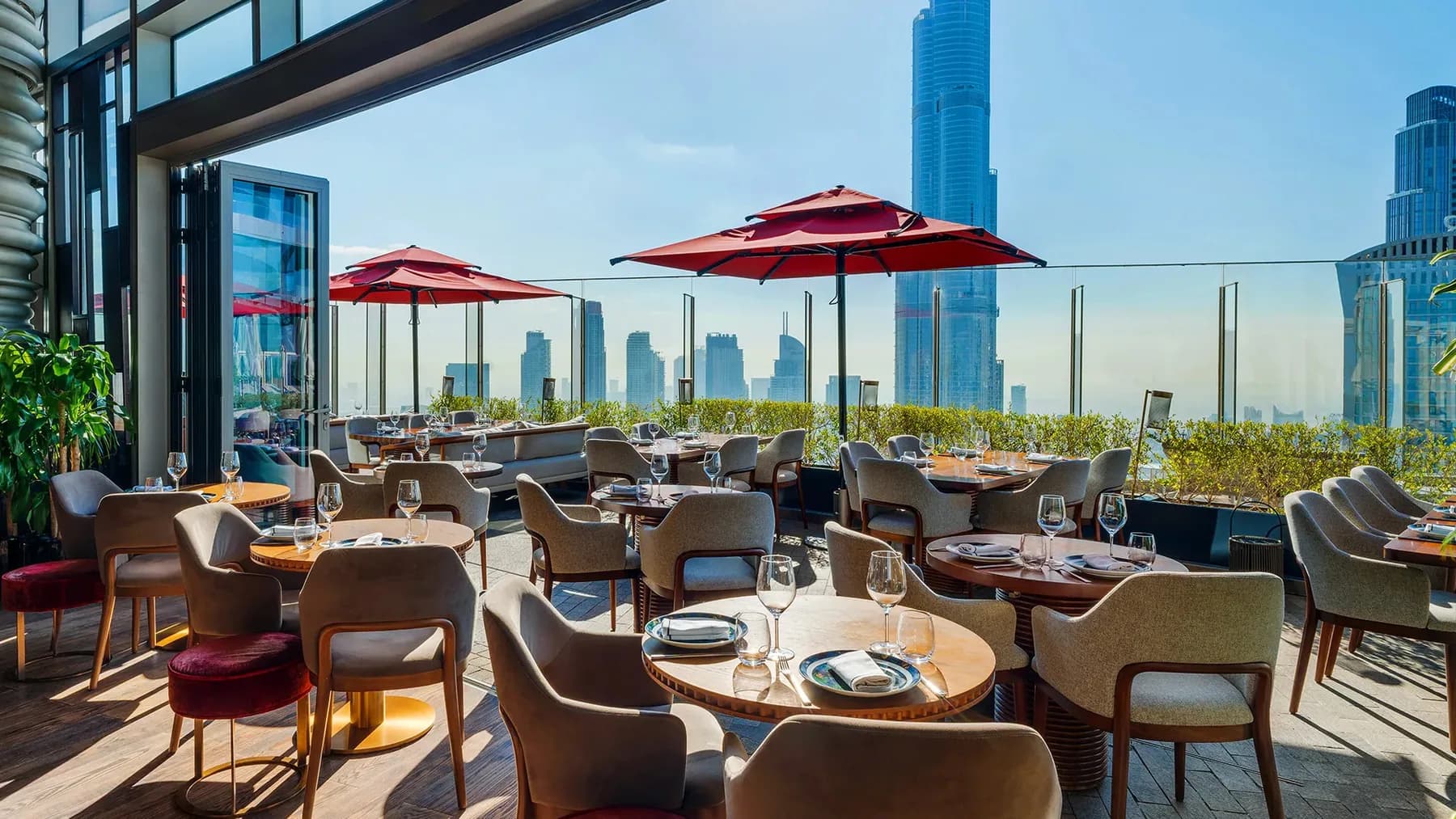 CÉ LA VI dining room overlooking Downtown Dubai and Burj Khalifa